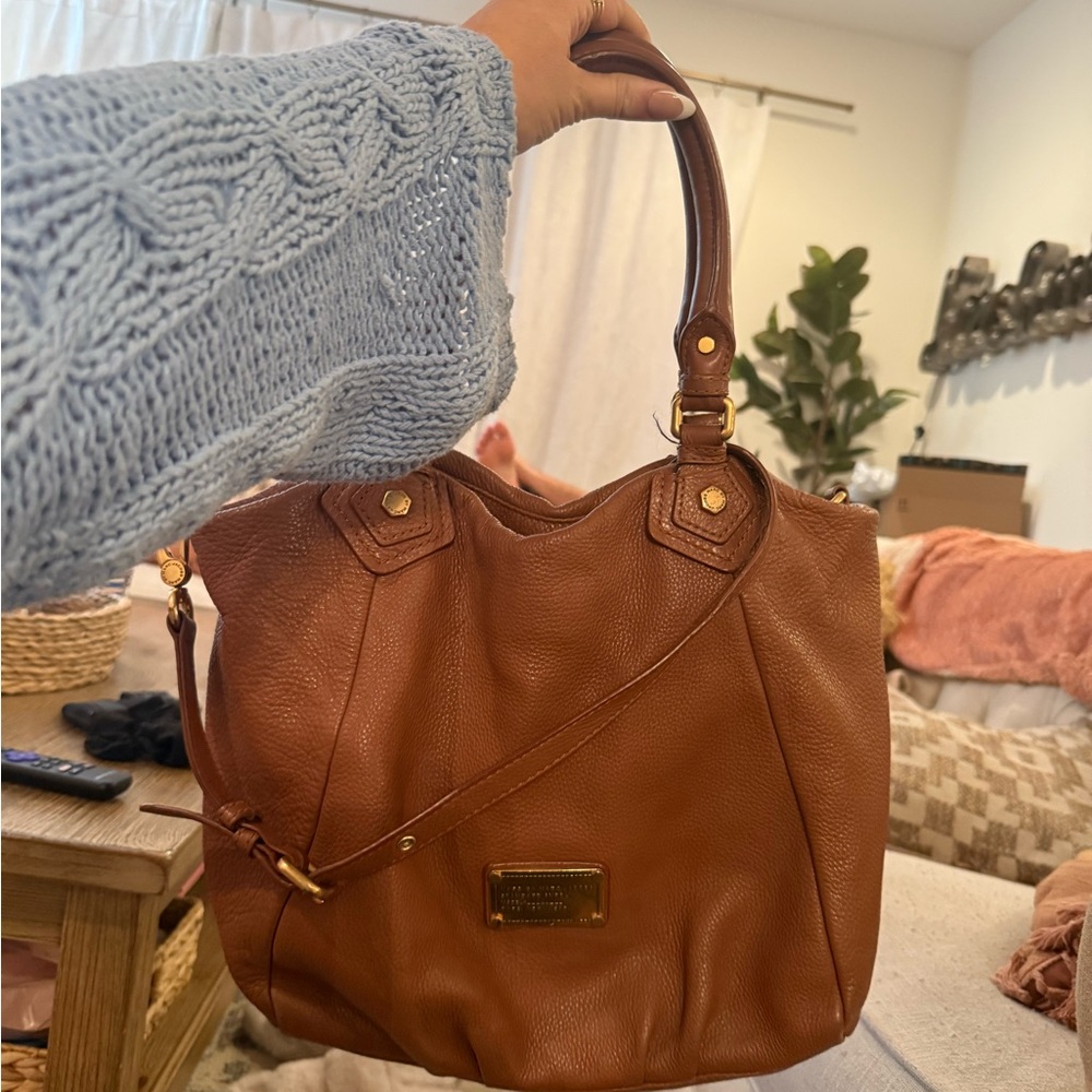 Marc Jacobs Brown Shoulder Bag with Slouchy Style and Leather Material